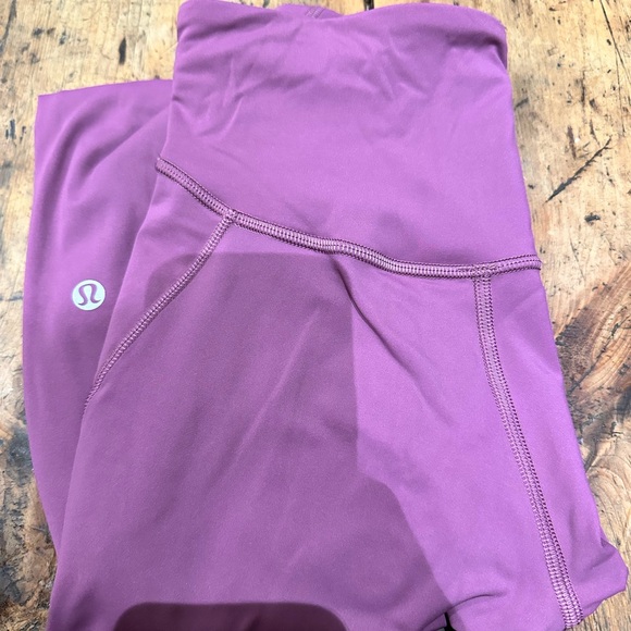 Lululemon Wunder train leggings. - Picture 3 of 3